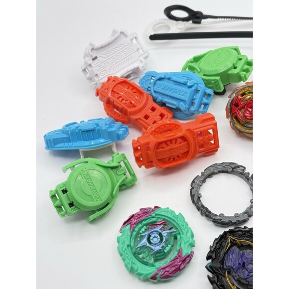 Beyblade Large Lot Metal & Plastic Launchers Accessories Parts Vintage Rare - Picture 2 of 5